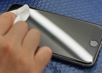 Mẹo vệ sinh iPhone sạch vi khuẩn tại nhà