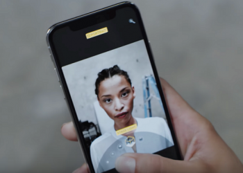 Chế độ chụp chân dung studio trên iPhone X do Apple tạo ra
