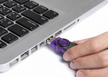 Khắc phục lỗi USB đòi format