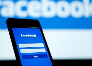 Tài khoản Facebook bị khóa
