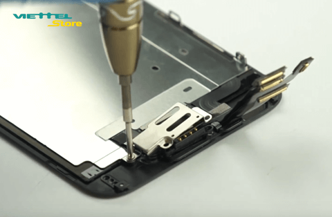 Thay loa iPhone 6 (5)