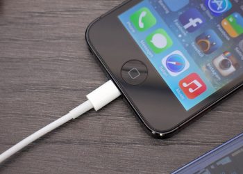 Các cách sạc pin điện thoại hiệu quả nhất có thể bạn chưa biết
