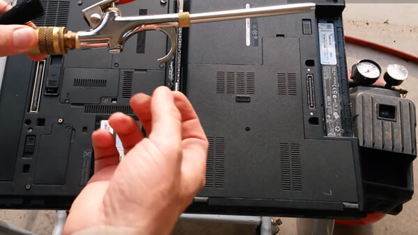 Cách vệ sinh laptop 3 Cách vệ sinh laptop 3