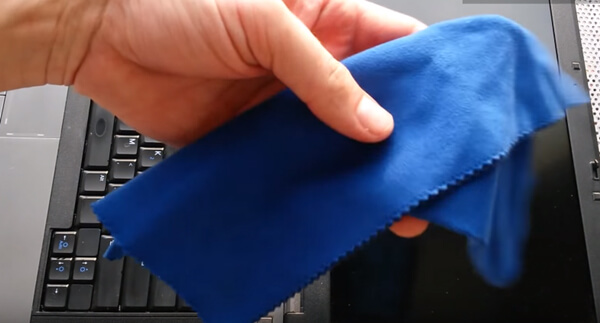 Cách vệ sinh laptop 9 Cách vệ sinh laptop 9