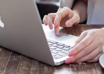 Hướng dẫn cách khôi phục ảnh đã xóa trên Macbook cho người mới dùng