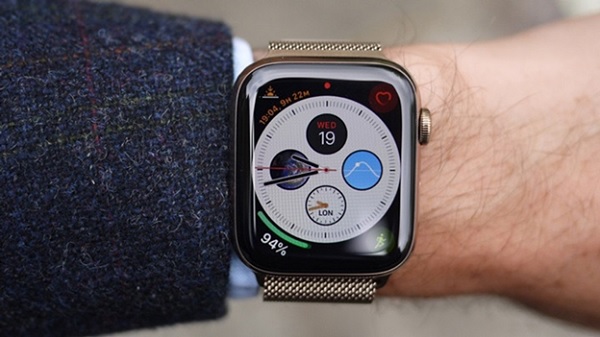 Apple Watch series 4 có màn hình mặt vuông