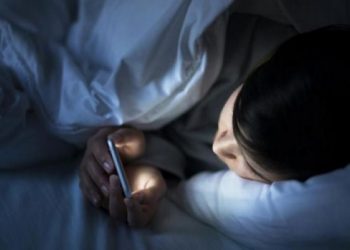 TOP 4 ứng dụng bảo vệ mắt khi sử dụng điện thoại vào ban đêm