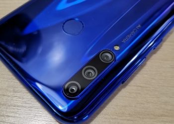 Lộ diện hình ảnh rò rỉ Honor 10i với cụm 3 camera và cảm biến vân tay ở mặt sau