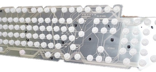 Đoạn mạch kết nối bị cháy, đứt hoặc vùng bấm dưới phím bị chai