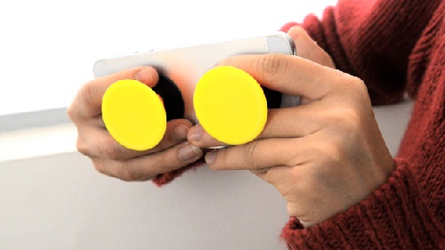 Popsocket giúp người dùng chơi game trên điện thoại không bị mỏi tay hay trơn trượt