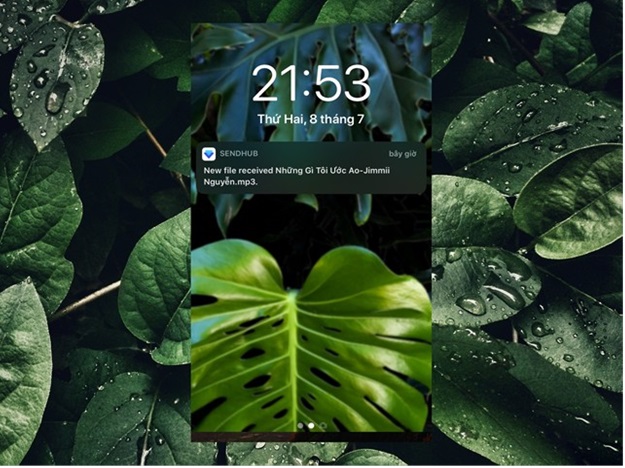 Sendhub gửi thông báo tới iPhone đã nhận file dữ liệu