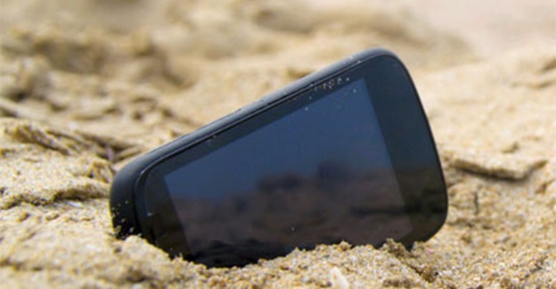 Tránh hoàn toàn nước biển để bảo vệ điện thoại