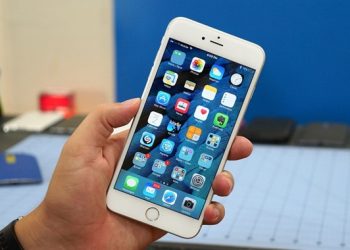 Màn hình full HD hiển thị sắc nét không thua kém smartphone độ phân giải 2K