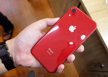 Đánh giá nhanh iPhone XR: Rẻ – Đẹp – Màu Đỏ, Đen luôn HOT