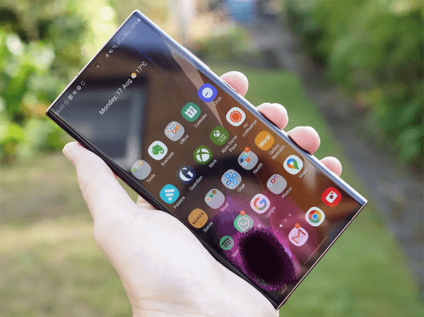 Một số lưu ý giúp hạn chế màn hình điện thoại bị chảy mực