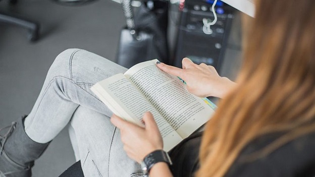 Dùng “chùa” Wi-Fi ở thư viện