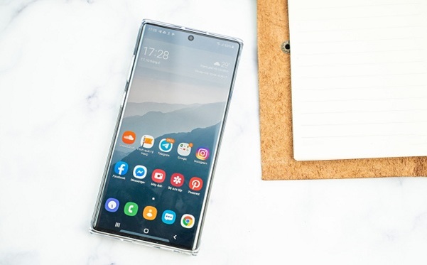 Note 10+ có kích thước tới 6.8 inch