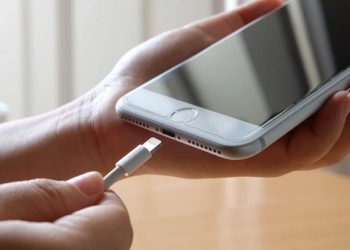 Chu kì sạc và cách dùng pin mới là thứ ảnh hưởng đến tuổi thọ pin