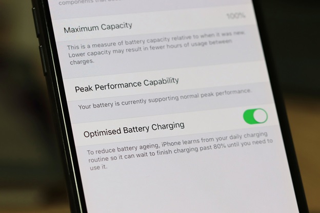 iOS 13 được cập nhật thêm tính năng Optimised Battery Charging