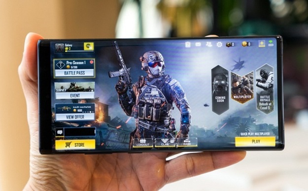 Cấu hình mạnh mẽ với chip Exynos 9825 8 nhân