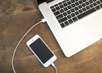 Kết nối iPhone với máy tính