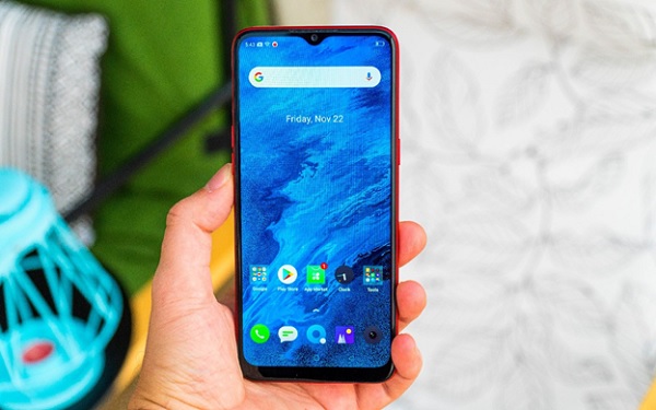Realme 5s được trang bị màn hình khá lớn 6.5 inch