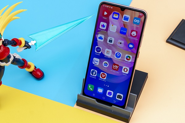 Màn hình rộng, độ phân giải cao