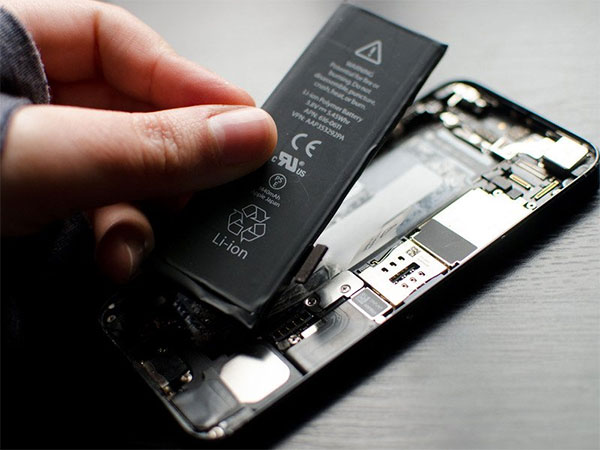 Sửa lỗi iPhone sạc không vào