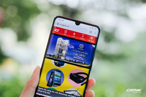 Camera selfie với độ phân giải cao 32MP.