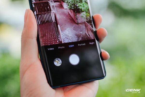 Camera được tích hợp sẵn chế độ chụp đặc biệt 108MP.