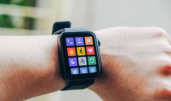 Chất lượng màn hình khá ổn định, cùng màu sắc, độ sâu, độ sáng màn hình tương đối tốt 