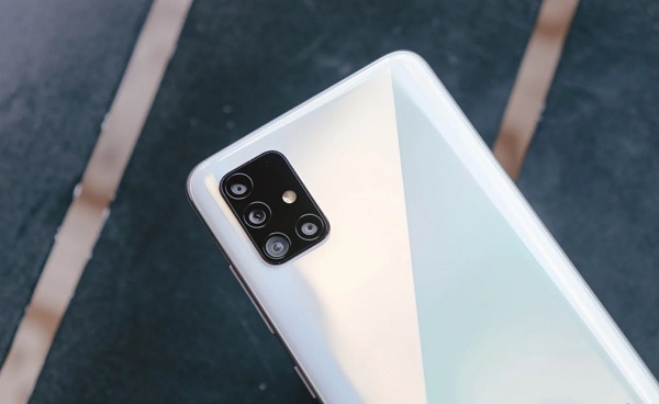 Galaxy A51 quay video slow-motion tốt hơn người tiền nhiệm