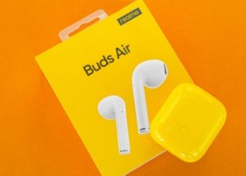 Cận cảnh Realme Buds Air: Tai nghe không dây đầu tiên của Realme có gì đặc biệt?