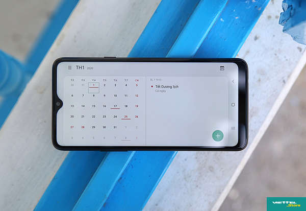 Galaxy A20s tích hợp Âm lịch Việt Nam vào ứng dụng Lịch, mang lại sự thật tiện lợi cho người dùng
