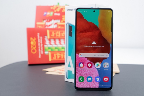 Màn hình Galaxy A51 được thiết kế theo phong cách Infinity-O