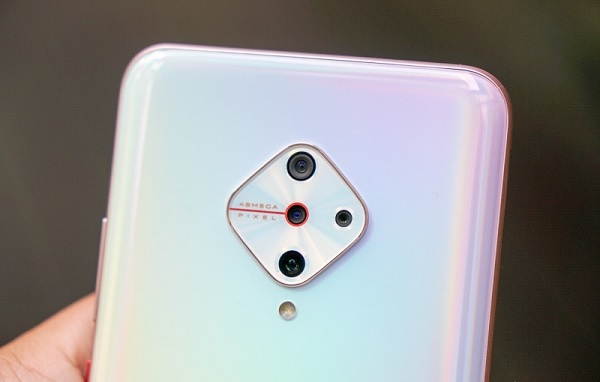 Thiết kế cụm camera có 1 không 2