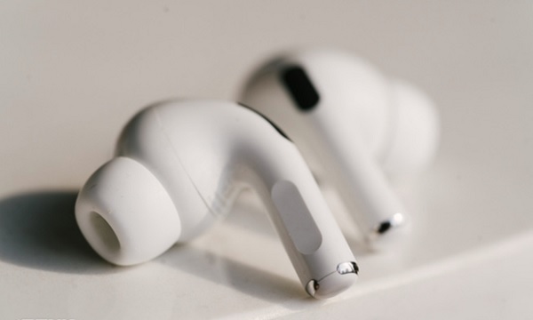 Điện thoại Android không thể phát huy hết tính năng của AirPods Pro