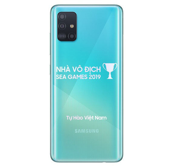 Galaxy A51 Phiên bản Đặc Biệt được Khắc tên cầu thủ, số áo và dòng chữ Tự Hào Việt Nam