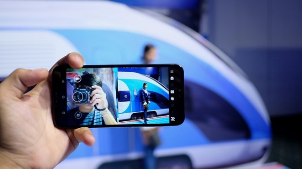 Smartphone Nokia chụp ảnh selfie đẹp Nokia 6.1 Plus