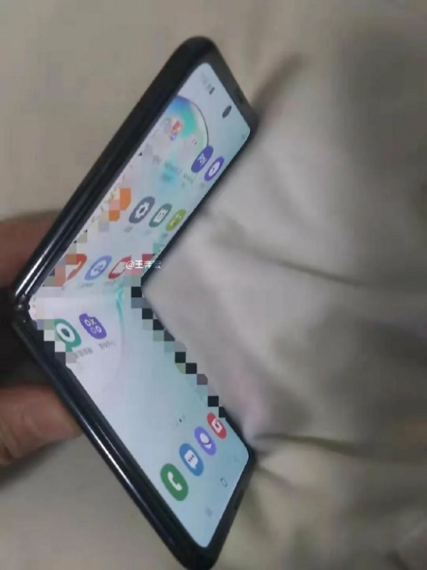 Galaxy Fold 2 được cho là sẽ chạy hệ điều hành Android 10 trên nền tảng One UI 2.0