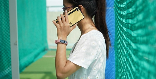 Honor Band 5i cũng có khả năng theo dõi giấc ngủ của người dùng và đưa ra gợi ý giúp cải thiện giấc ngủ tốt hơn