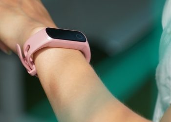 Trên tay Honor Band 5i: Vòng đeo tay thông minh với nhiều tính năng hữu ích, giá vô cùng hấp dẫn