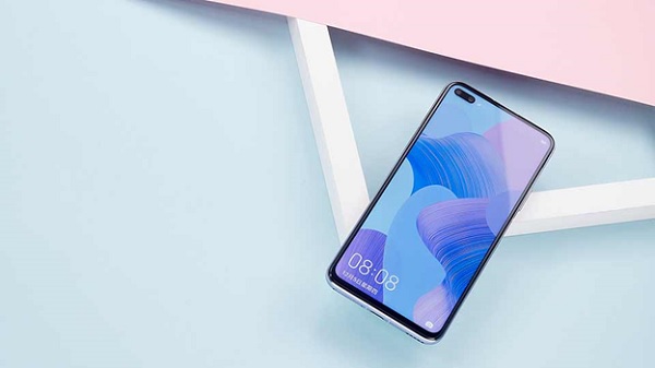 Màn hình notch dạng viên tương tự như Samsung Galaxy S10