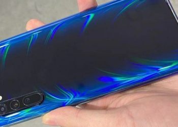 Xuất hiện ảnh thực tế trên tay OPPO Reno3: Chip MediaTek 5G, chạy Android 10, ra mắt 26/12
