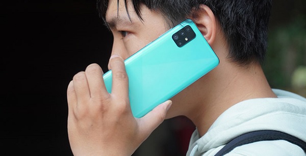 Galaxy A51 còn được tích hợp viên pin dung lượng 4.000 mAh