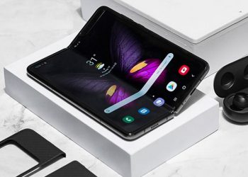 Tìm hiểu chi phí sữa chữa smartphone màn hình gập