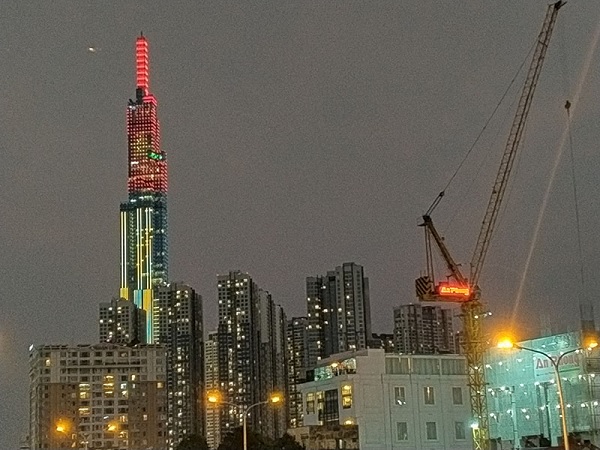 Ảnh chụp sử dụng chế zoom 2x. Chất lượng ảnh chụp zoom khá kém