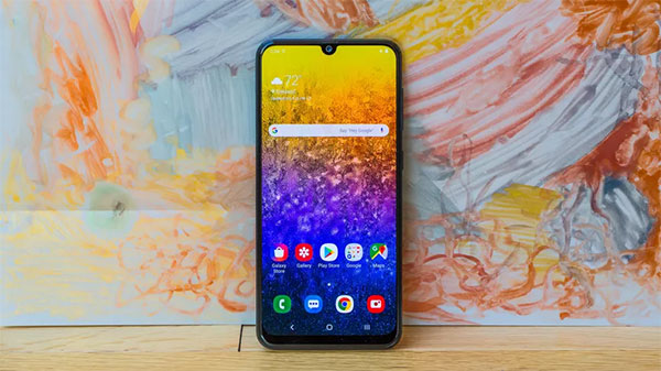 Galaxy A50 ứng dụng công nghệ cảm biến vân tay dưới màn hình