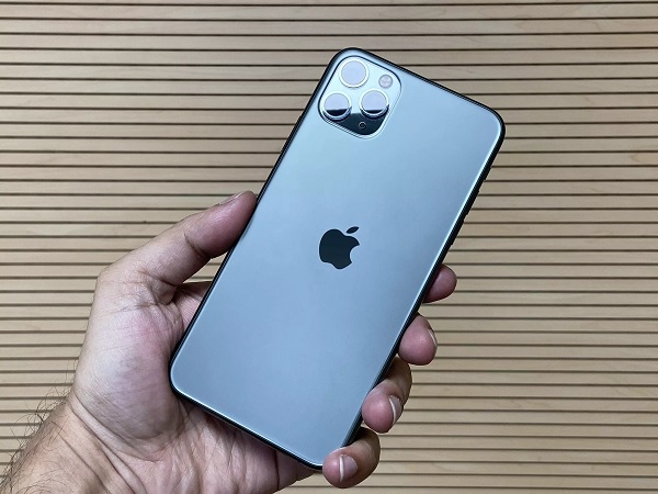 Chiếc iPhone đầu tiên sở hữu 3 camera sau