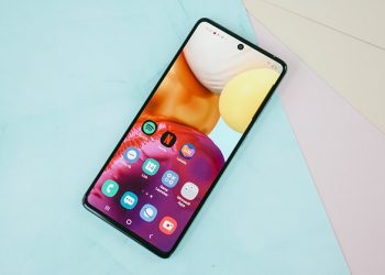 Trên tay Samsung Galaxy A71 – smartphone 4 camera “chất” liệu đã hút khách?